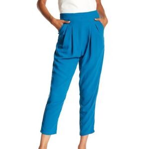 Vertigo Solid Teal Two-Pocket Crop Pants